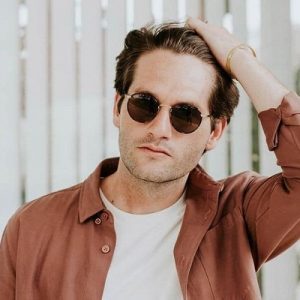 What’s the Ideal Age For Hair Transplant Surgery?