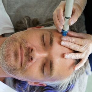 Why everyone is so obsessed with Hydrafacial these days?