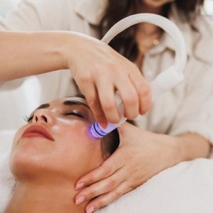 Why Hydrafacial Treatments are Perfect for Acne-Prone Skin