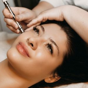The Dos and Don’ts of Microdermabrasion Aftercare