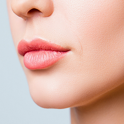 how long lip reduction takes time to heal?