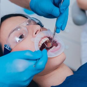 Can A Dead Tooth Be Saved with A Root Canal?