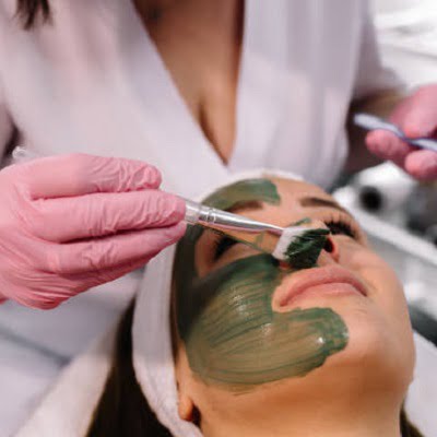 Can a Chemical Peel Help with Stretch Marks?