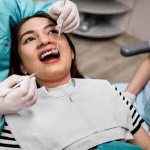 Which is better, Dental filling or crown?